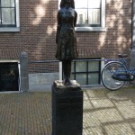 Anne Frank's House (Statue)