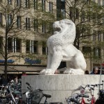 Statue near National Monument (Dam Square)